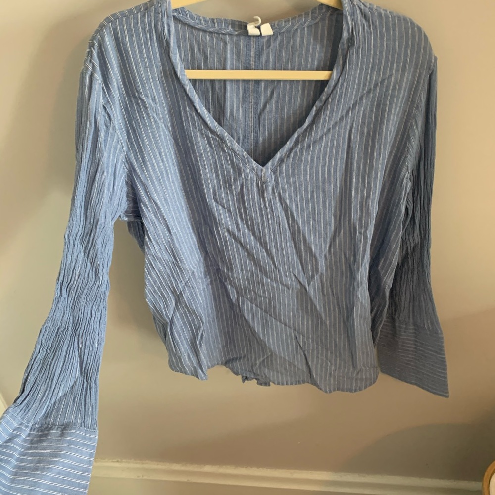 Women’s treasure and bond top